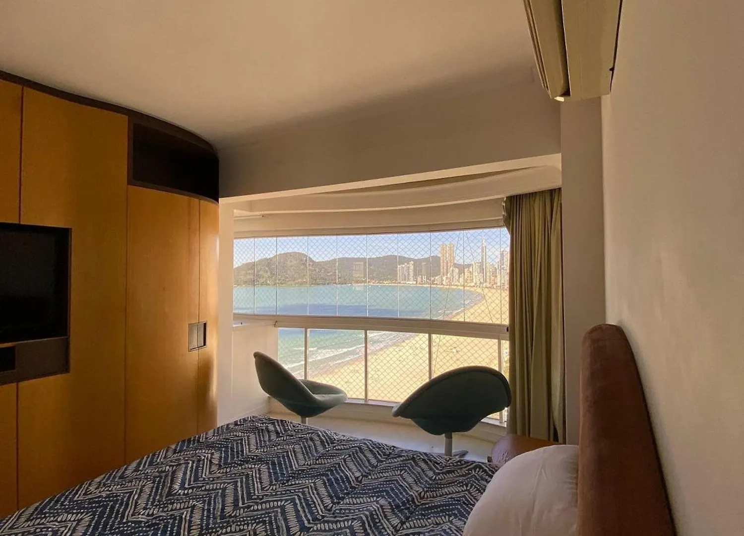 03 Dorm. Frente Mar Apartment Balneario Camboriu