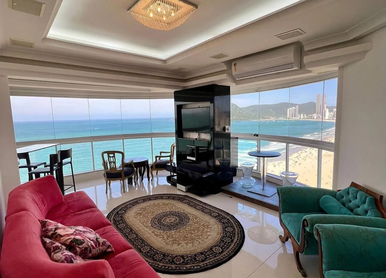 03 Dorm. Frente Mar Apartment Balneario Camboriu