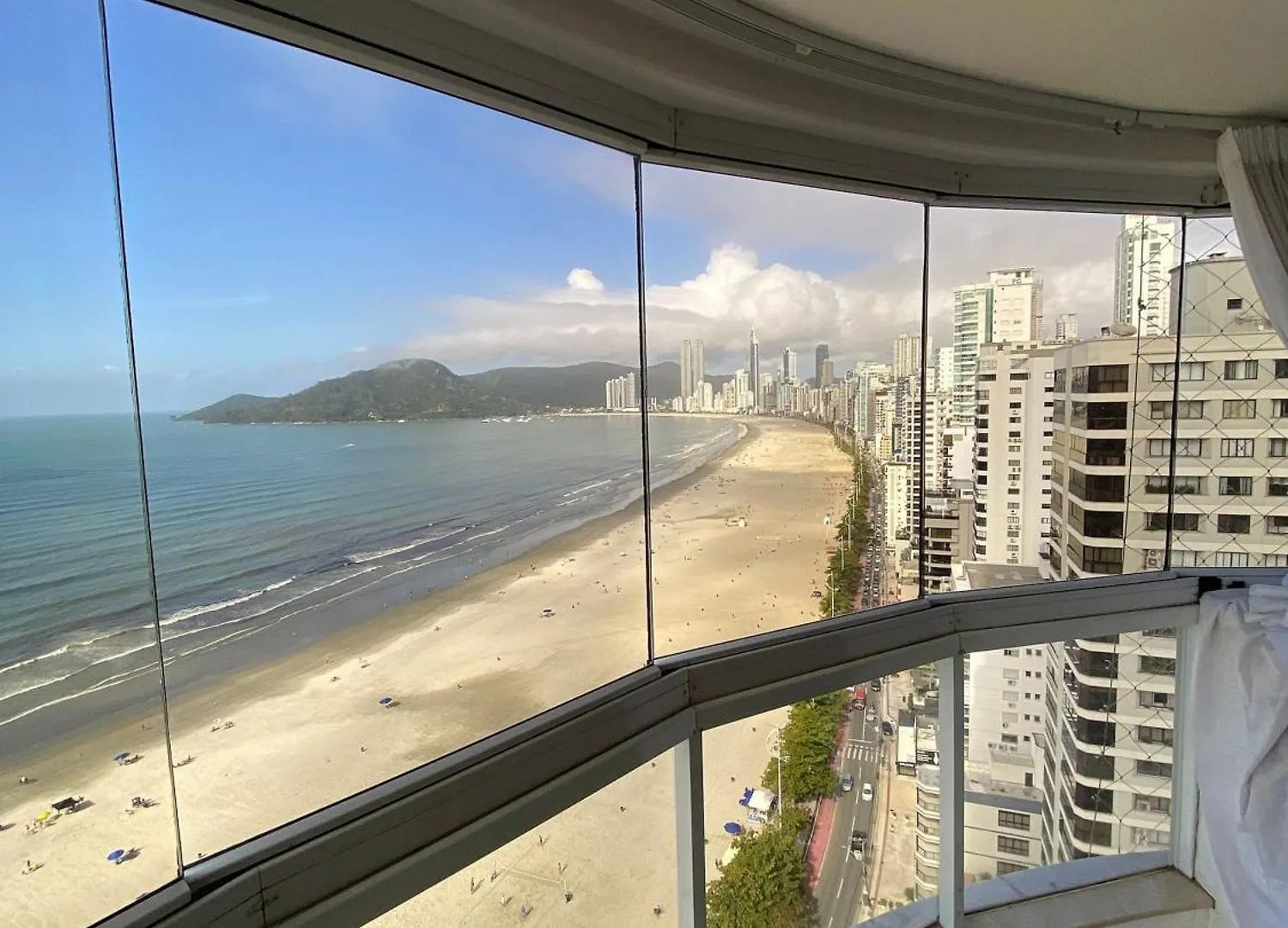 03 Dorm. Frente Mar Apartment Balneario Camboriu Brazil