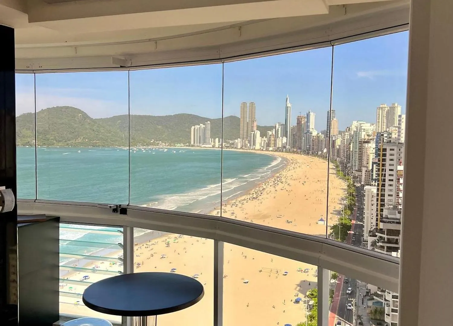 03 Dorm. Frente Mar Apartment Balneario Camboriu